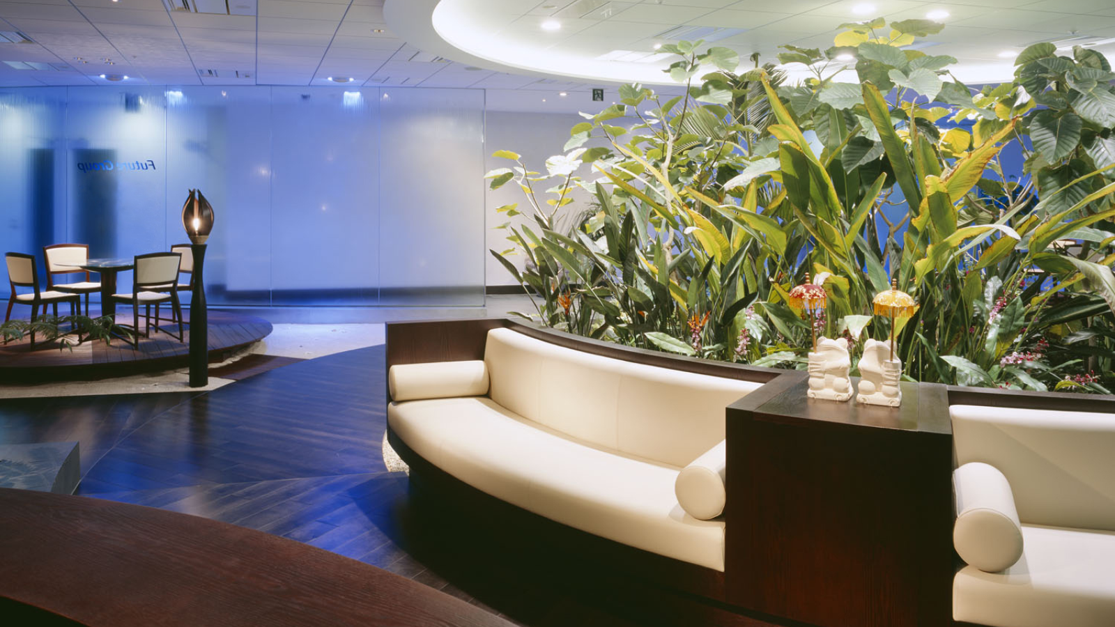 東京カレンダー株式会社